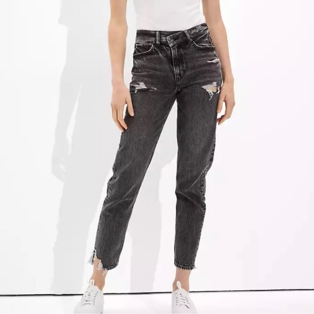 American Eagle Highest Rise Mom Jean Crossover Waist Black Jeans, Size: 14